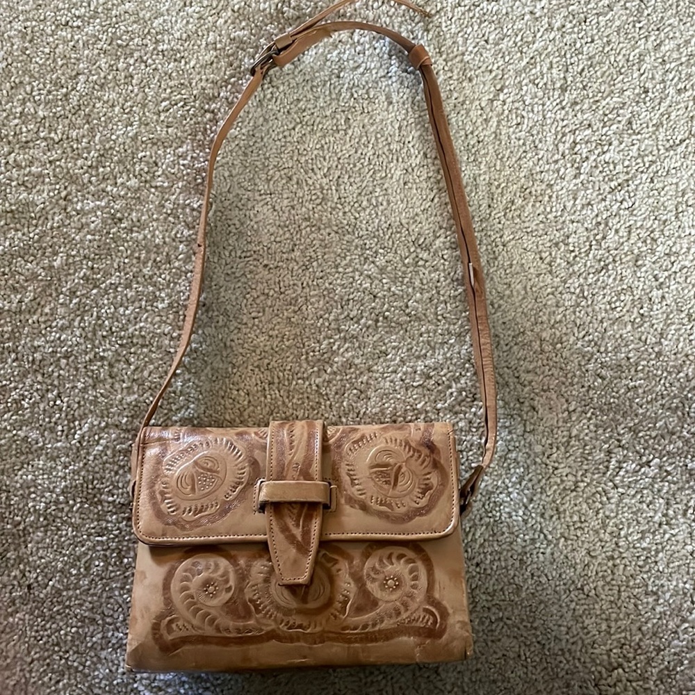 VINTAGE CROSSBODY